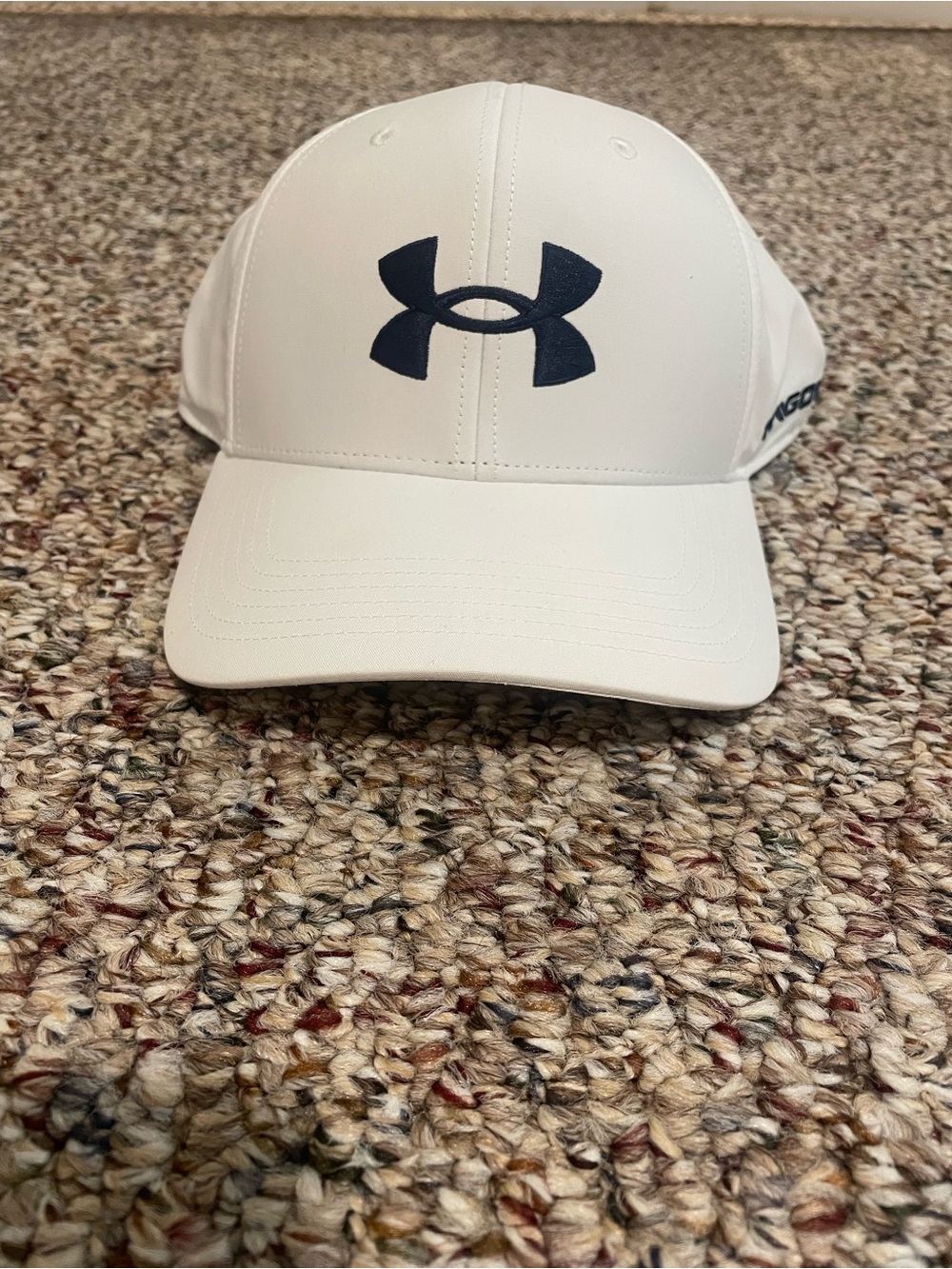 Under Armour Golf White Performance Cap